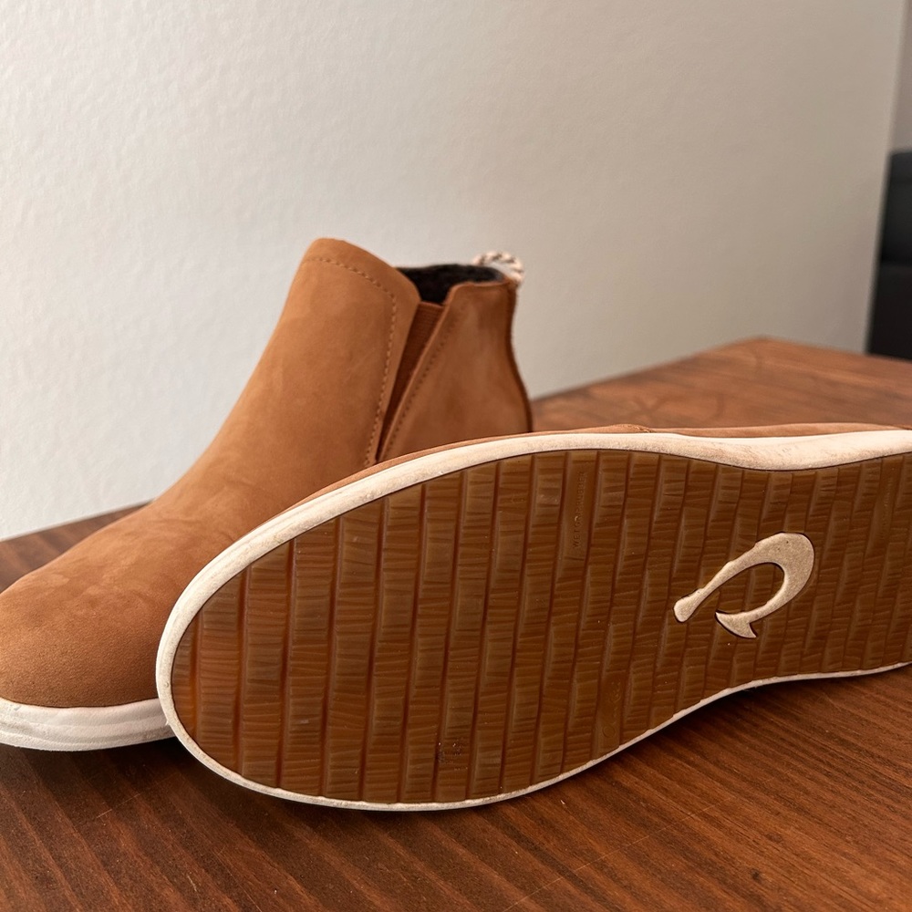 OluKai Hawai’iloa Manu Hope Booties. Size 9.